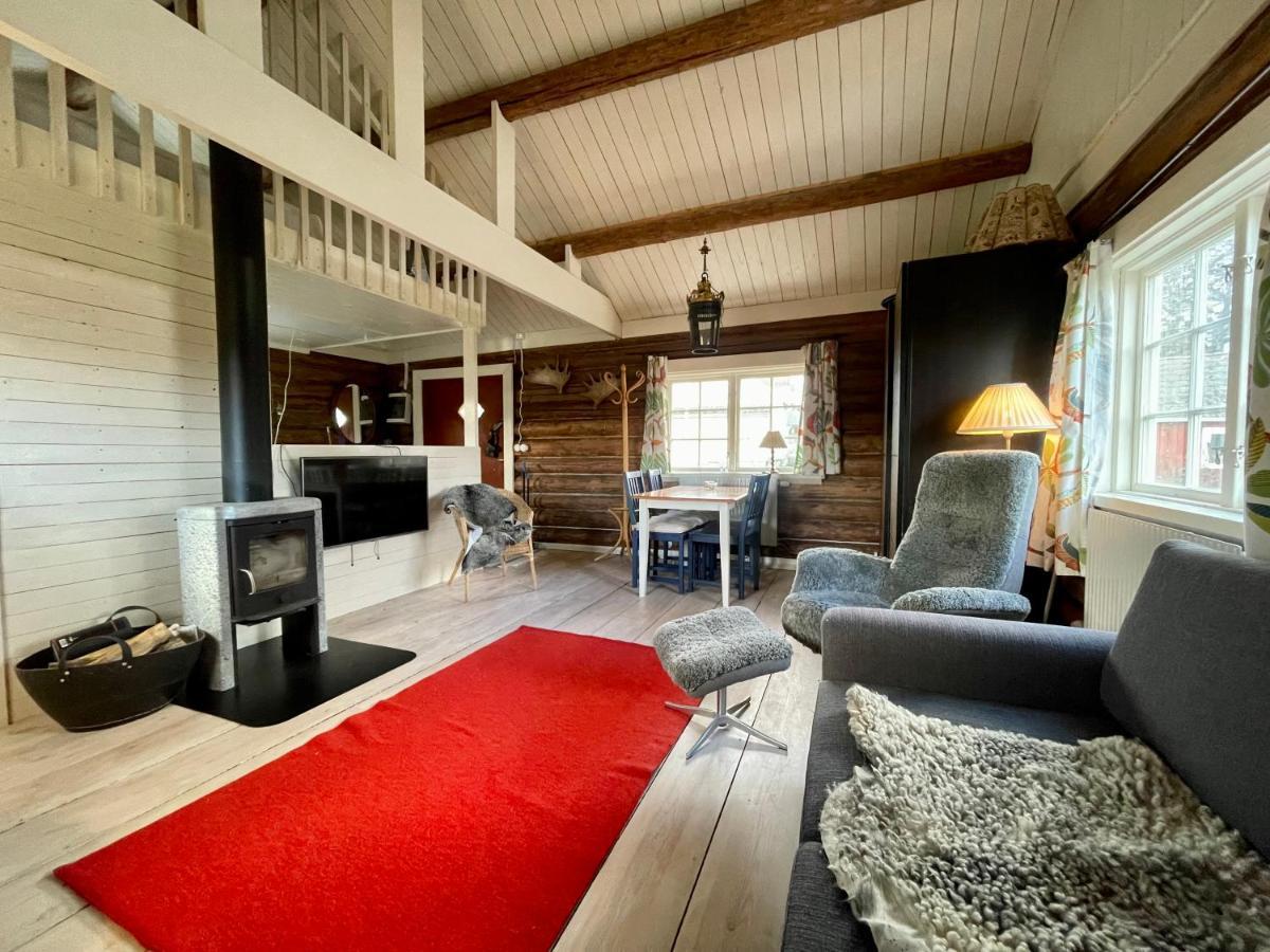 Backgardens Timmerstuga Falköping Εξωτερικό φωτογραφία