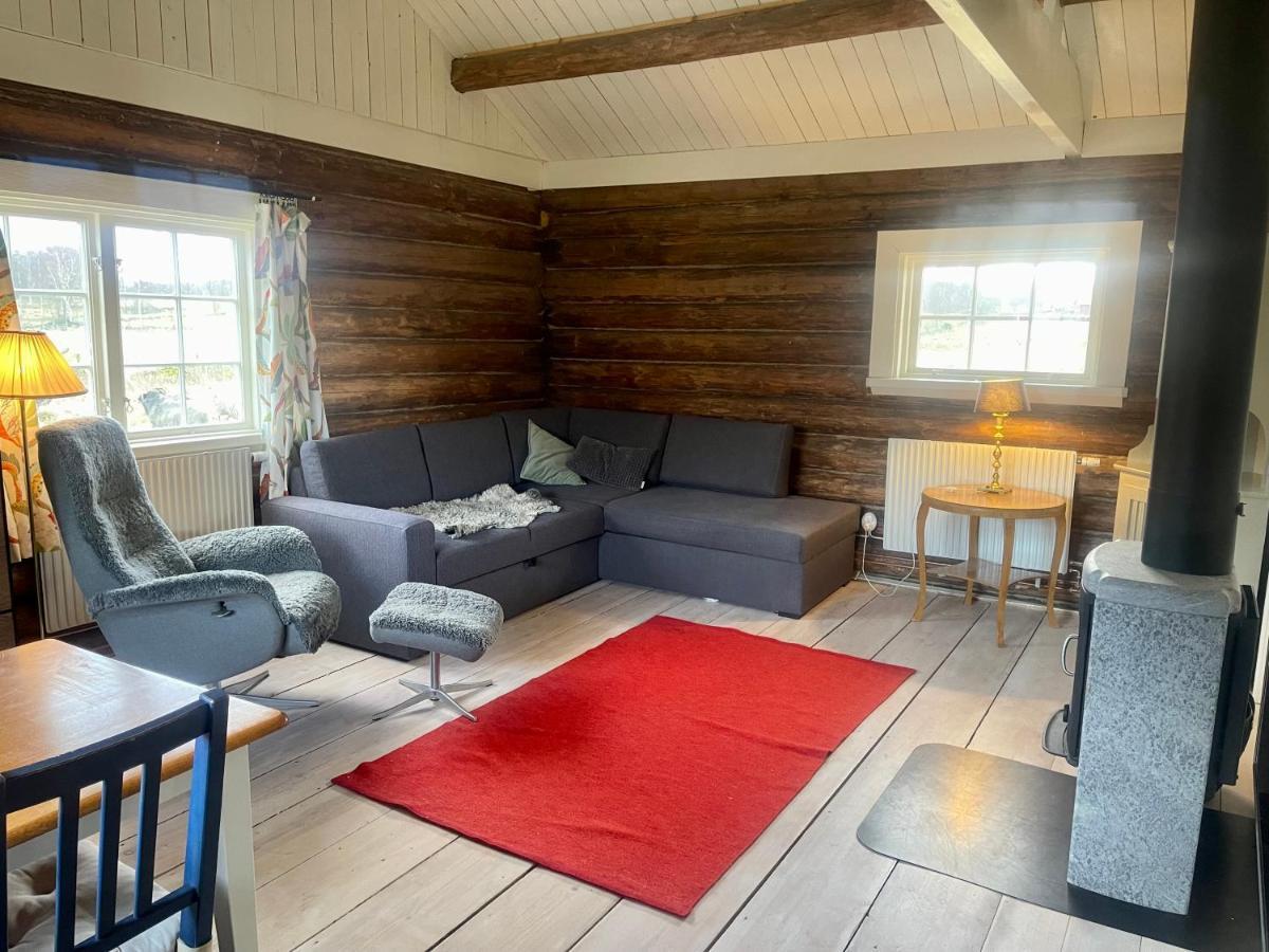 Backgardens Timmerstuga Falköping Εξωτερικό φωτογραφία